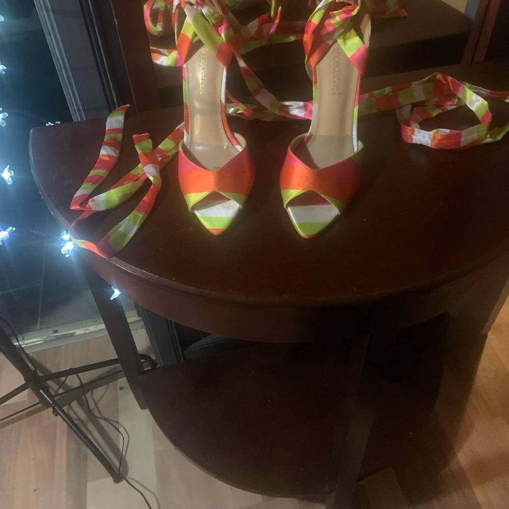 Shoedazzle heels